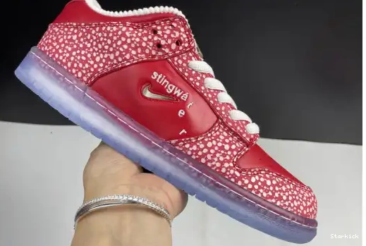 SB - Dunk Magic Low Stingwater Nike DH7650-600 Mushroom 0501